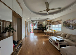 Bán căn góc 80m2 view hồ chung cư Thanh Hà Cienco5 (0918818872)