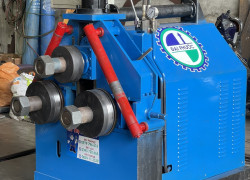 Máy uốn ống thủy lực 3 trục phi 114