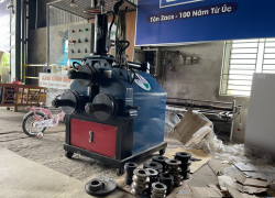 Máy uốn ống thủy lực 3 trục phi 114, hộp 50x100