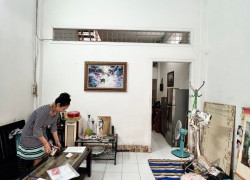 Chủ gấp bán định cư nước ngoài- Nhà 2 tầng Tô Hiệu