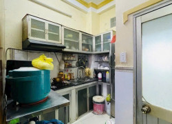 bán nhà khánh hội Q4 
Đúc bê tông Ngang 3.42 x 13 có 3 đ