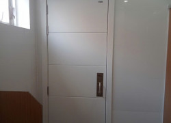 Giá cửa ABS tại Quận 4 – TP. HCM/ Cửa nhựa giá xuất xưởng