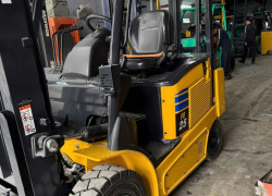 Bán/Cho thuê xe nâng điện 2,5 tấn FE25 Komatsu