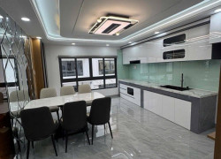 Bán Nhà Mặt Tiền Thông Qua Đường Hậu Giang- Quận 6 - 4 Tầng - Nhỉnh 8 tỷ