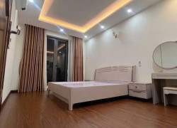 Bán gấp nhà Đức Giang 50 m 5 tầng chỉ 6 tỷ ngõ oto tránh MT 4 m