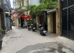 Nhà ngõ 1 Võ Chí Công-Hoàng Quốc Việt 32m2 7,9ty 0382276666