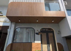 Chỉ 5 Tỷ Nhỉnh - Bình Tân - Hẻm 1 Sẹc - Đường 5M - Nhà Đẹp - Tặng Full Nội Thất - Giáp Quận 6 - 42M2 - 2 TẦNG - 2PN