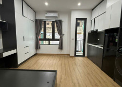 BÁN TOÀ CĂN HỘ DỊCH VỤ ĐÊ LA THÀNH 58m2 MẶT TIỀN 4,6m 6 TẦNG HƠN 12 TỶ THANG MÁY MỚI KÍNH KOONG – SẴN DÒNG TIỀN