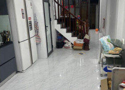 Bán nhà Xuân Đỉnh-hàng xóm ngoại giao đoàn 33 mét 4 tầng 8,8 tỷ