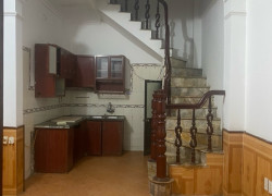 Bán nhà ngõ 38 Xuân La 37 mét 5 tầng 11,5 tỷ