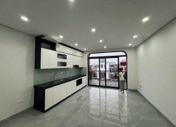 BÁ.N NGỌC THỤY LONG BIÊN