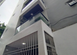 Bán nhà Bồ Đề,Long Biên 6 tầng,48m,mt5.7m gần cầu,full đồ nhỉnh 11 tỷ