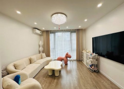 Bán gấp nhà Việt Hưng 50 m 4 tầng MT 5 m chỉ 8 tỷ ngõ oto kinh doanh sầm uất.