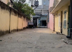 Bán nhà hẻm 8m - Vị trí đắc địa - Nhà 4 tầng - Quận 7
