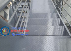 Mẫu Cầu Thang Sắt Thoát Hiểm Tại TPHCM