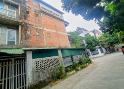 Chính chủ cần bán căn biệt thự liền kề Lô góc thoáng Khoang Phùng, đường nội khu rộng, vỉa hè thoáng, ô tô dừng đỗ