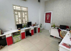 Cho thuê mặt bằng làm văn phòng, mở lớp học, mở shop ở Quận 4
