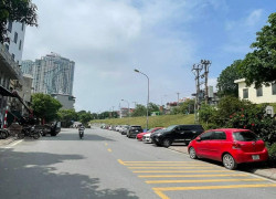 bán nhà Ngọc Thuỵ, 115m, mặt tiền 5.6m, 1 nhà ra mặt phố, 7 chỗ vào nhà