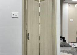 Cửa xếp gập composite tại Phường Khánh Hội