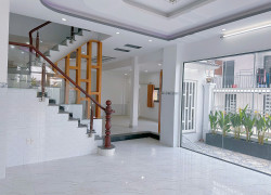 NHÀ GÓC 2 MẶT TIỀN – TRUNG TÂM NHÀ BÈ – NHỈNH 8,5 Ty