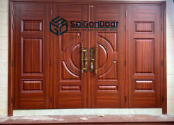 Hoàn thiện nhà ở với cửa thép vân gỗ 4 cánh sang trọng