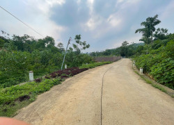 Mảnh đất nghỉ dưỡng thôn Bưởi, Khánh Thượng, Ba Vì, Hà Nội. Nay thuộc xã Ba Vì mới