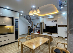 BÁN NHÀ MỚI XÂY🏡 trung tâm quận 7 chỉ hơn 4 tỷ