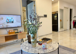 CHO THUÊ CHCC VINHOMES GOLDEN RIVER 70M2 (2PN) CHỈ 26TR/TH. LH 0906322053 LINH.