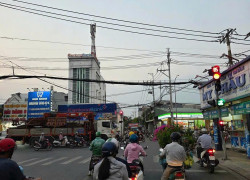 Chủ giảm mạnh 350 triệu giá mới 3,95 Tỷ 

  NHÀ ĐẸP HOÀN CÔNG – 3 TẦNG – HẺM XE HƠI – DỌN VÀO Ở NGAY

📍 Gần Bệnh