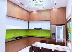 Bán 48m - 5 Tầng - 3.9m.Mặt Tiền. ( Hồ Tùng Mậu ) Cầu Giấy