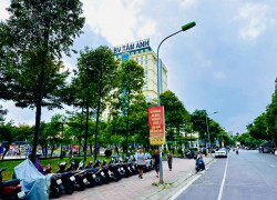 mặt phố Hoàng Như Tiếp, 75m x 5 tầng, mặt tiền 9.5m, dòng tiền ổn định