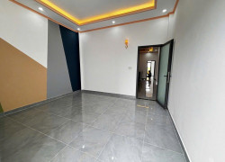 Chủ Gửi bán nhà 1 trệt 1 lầu mới xây thiết kế sang trọng và hiện đại ( Giáp ranh TPHCM )