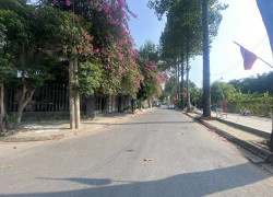 Siêu Phẩm Đất Mặt tiền xây Biệt Thự, Dt 235m2, Ngang 12m, Chỉ 15.7 tỷ,gần GigaMall Thủ Đức