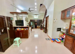 GIẢM 500 TRIỆU NHÀ NGÕ 89 LẠC LONG QUÂN 40 MÉT 6 TẦNG 16,5 TỶ