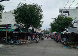 Siêu phẩm Nhà Mặt Tiền giáp Đường Đỗ Xuân Hợp Ngay Chợ Phước Bình, Dt 140m2, Ngang 5m, Chỉ 9.3 tỷ