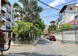 TRỜI SAI GÒN NẮNG 37 ĐỘ -CÒN EM ĐẠT NÓNG LÒNG LÊN CĂN NHÀ SIÊU PHẨM CHO AC ĐÂY.