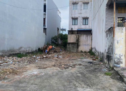 Lô đất mặt tiền hẻmm 71 võ vắn hát DT  92m vị trí đẹp