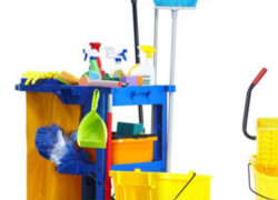 Vệ sinh nhà và giúp việc theo giờ.