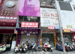 SIÊU PHẨM MẶT TIỀN 3 THÁNG 2 – NGAY VÒNG XOAY DÂN CHỦ, QUẬN 10