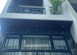 Bán gấp  nhà Ngô Gia Tự về quê, thang máy., ngõ ô tô tránh