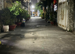 Nhà 64m2(4x16m) - Khu đồng bộ, an ninh, dân trí  - 3 tầng - HXH - 5.4 tỷ