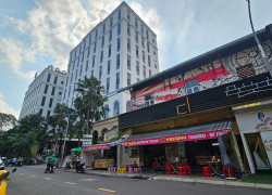 Mặt tiền Nguyễn Hữu Cầu, Phường Tân Định, Quận 1 - Nay thuộc Phường Tân Định, TP HCM.