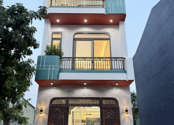 Cần bán gấp nhà vừa hoàn công tại Bình Dương