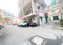 Bán căn hộ dịch vụ hẻm ô tô đường Võ Thị Sáu, Phường Tân Định, Quận 1