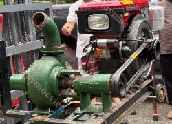 Máy bơm đầu nổ dầu D24-100 Turbo TB24100 giá rẻ