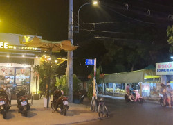 Nhà Nguyên Căn cho thuê dài hạn - Hẻm Xe Hơi trước sau