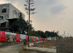 Bán gấp lô đất 100m2 gần Metro số 5, khu vực trung tâm Hòa Lạc. Phù hợp xây trọ, đầu tư sinh lời, kết nối Metro 5