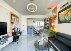 Bán căn hộ 3PN 98m2 tại Lý Thường Kiệt Q11, Tầng 8 Full nội thất