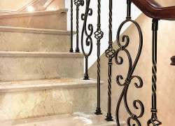 Cho thuê nhà, THANG MÁY, 394m2_ 7T; Linh Lang, Đào Tấn, Phan Kế Bính