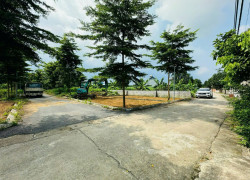 Giá thấp nhất lô đất 100m2 ở Phú Cát, khu vực trung tâm Hòa Lạc. Phù hợp xây trọ, đầu tư sinh lời, kết nối Metro 5 –